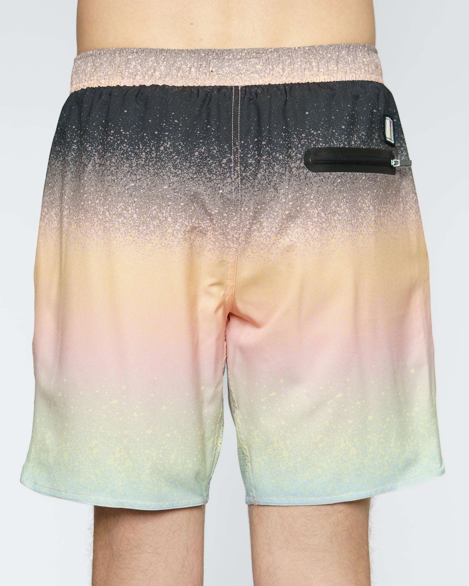 17" Repeater Print Boardshorts - Black